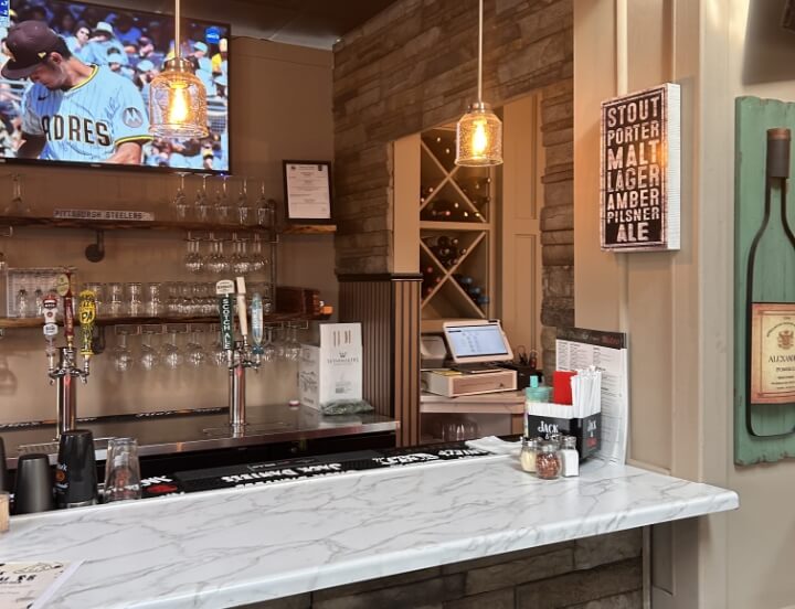 fazools picture of restaurant and bar
